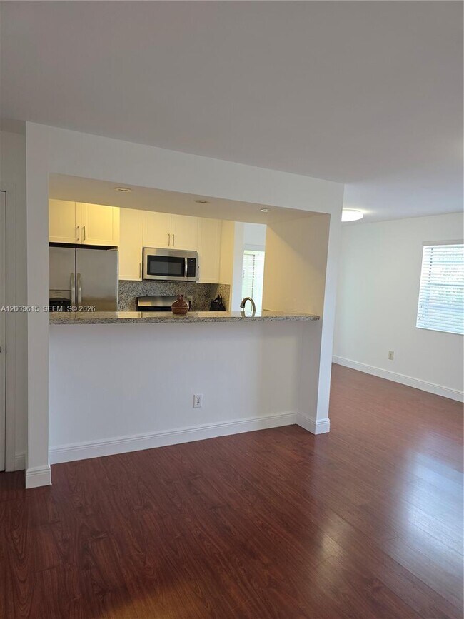 Building Photo - 15330 SW 106th Terrace