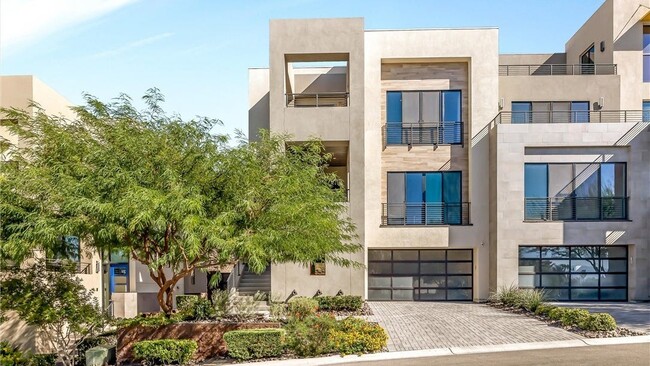 Building Photo - 406 Solitude Peak Ln