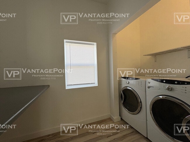 Building Photo - 2106 Thomas St