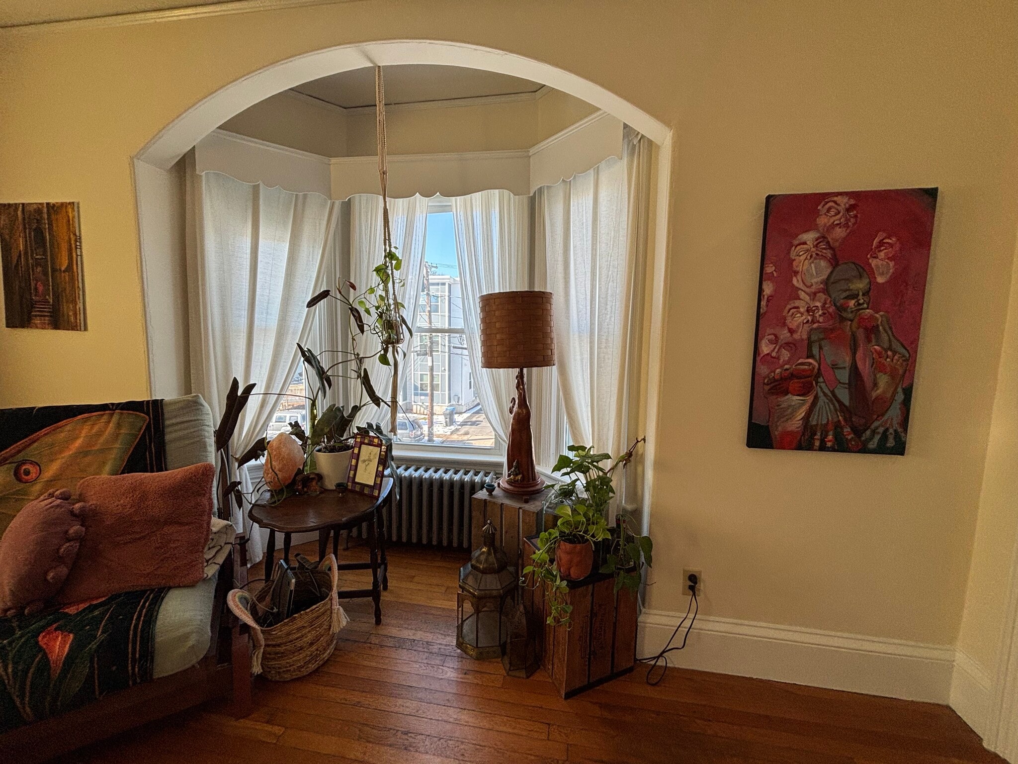 Building Photo - 150 Crescent St