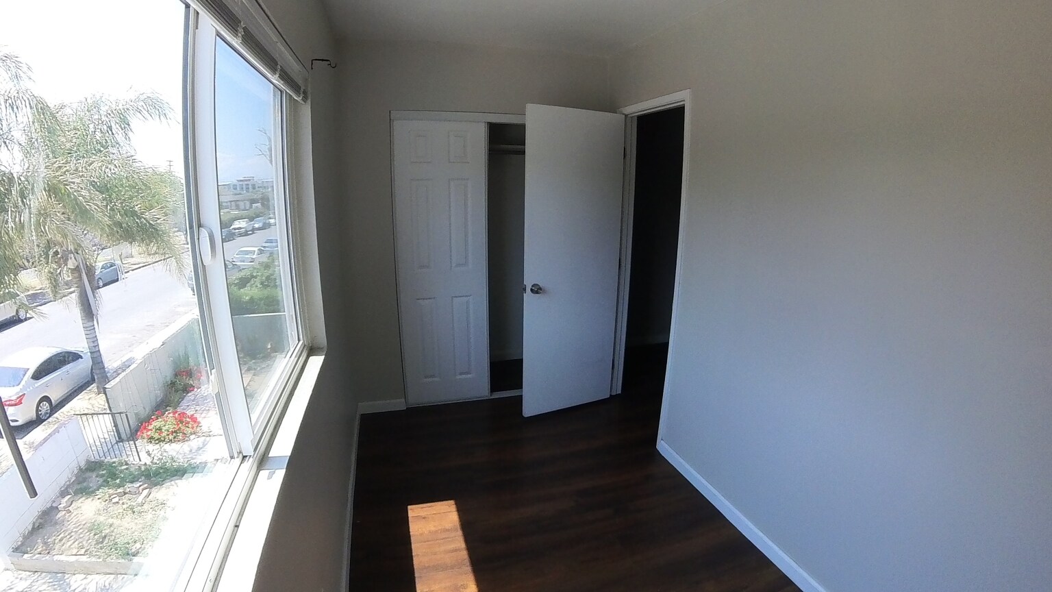 Building Photo - 24242 Pine St