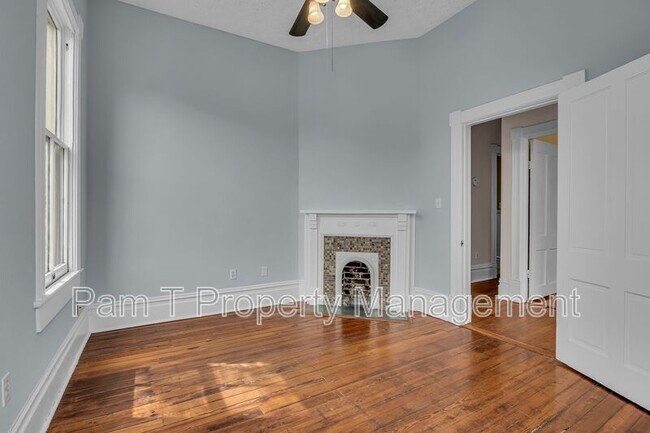Building Photo - 201 W 37th St