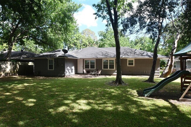 Building Photo - 5535 Berry Creek Dr