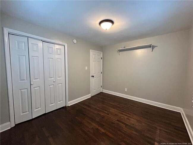 Building Photo - 211 Langdon St