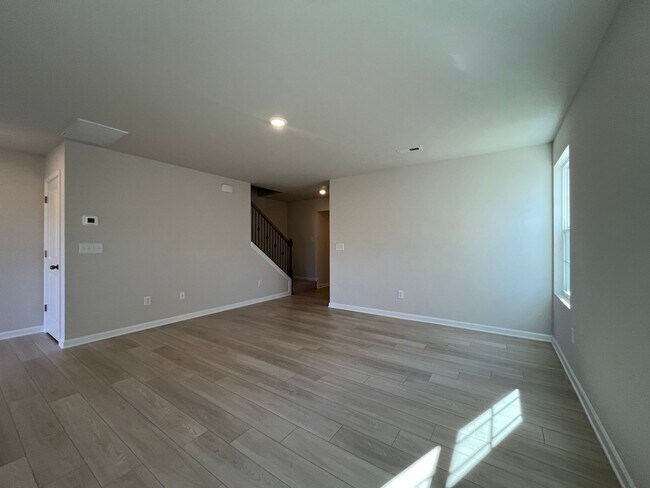 Building Photo - Brand New 3/2.5 Townhome Available In Reidville - Ready To Move In!