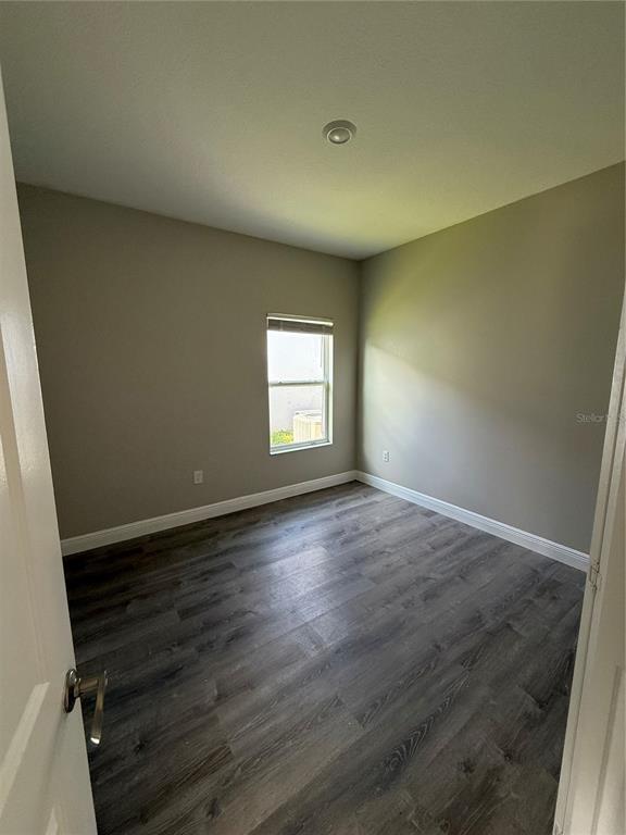 Building Photo - 485 Disa Dr