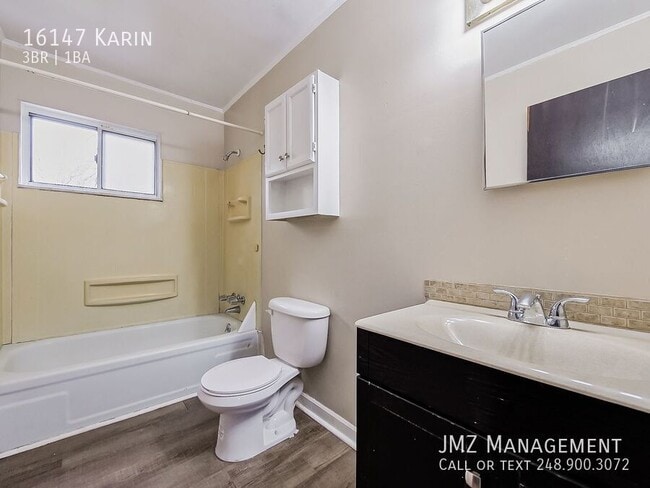 Building Photo - 16147 Karin-