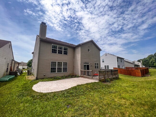 Building Photo - 10640 Northern Dancer Dr