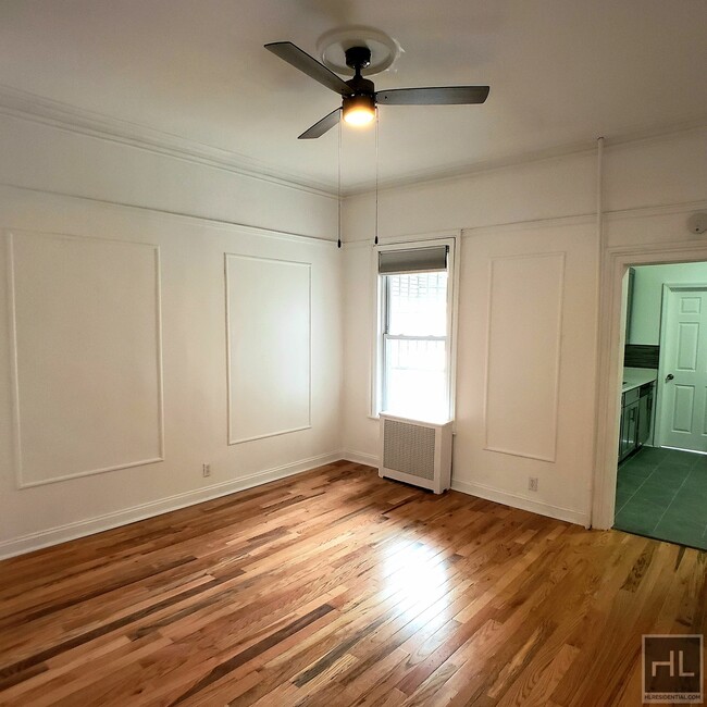 Building Photo - Floor through 3 Bedroom with backyard on W...