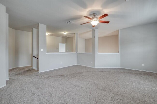 Building Photo - 16920 John Michael Dr