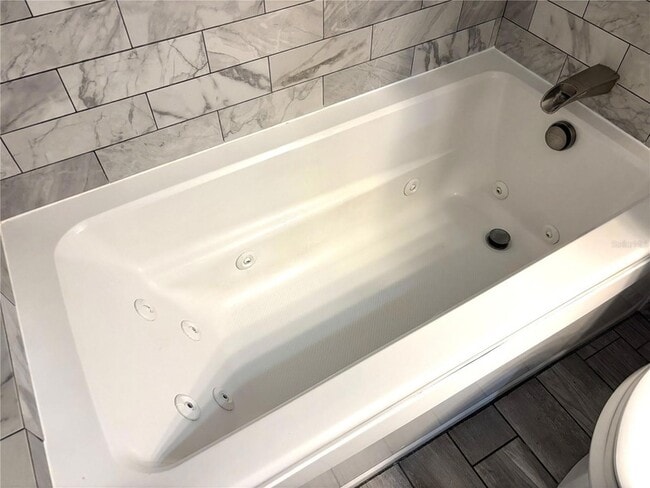 Building Photo - 668 Georgia Ave