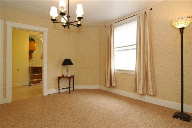 Diningroom - 436 Division Ave