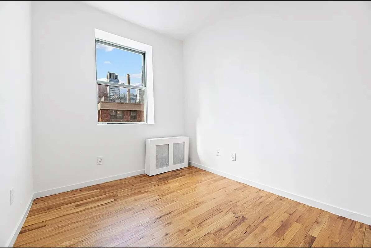 Building Photo - 239 W 63rd St