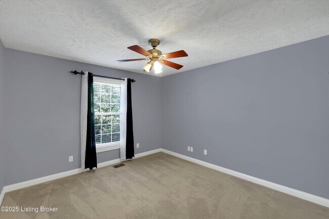 Building Photo - 12611 Bernay Pl