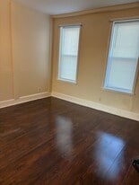 Building Photo - 1324 Read St