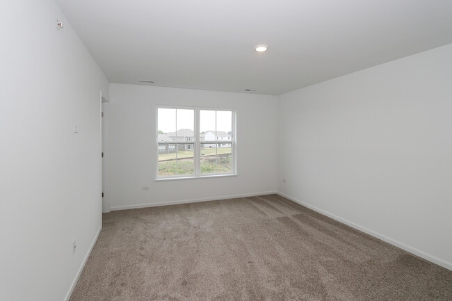 Building Photo - 2252 Stonegate Rd