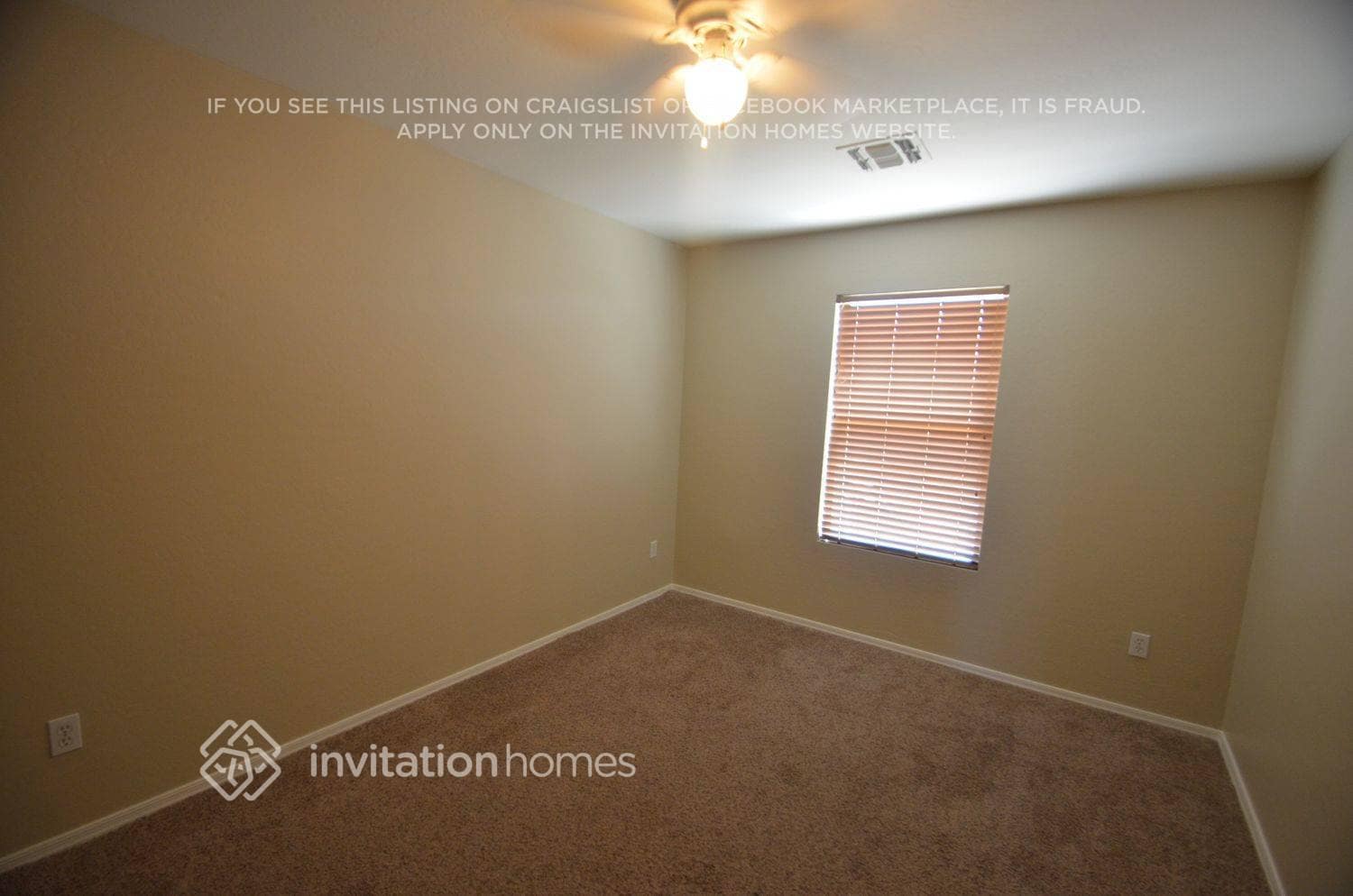 Building Photo - 2909 S 95th Ln