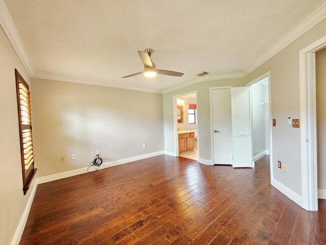 Building Photo - 7838 Sugar Bend Dr
