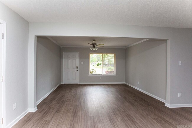 Building Photo - 6724 Carolina Dr