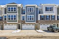 Building Photo - 9389 Edenderry Dr