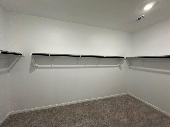 Building Photo - 112 Diorite Dr