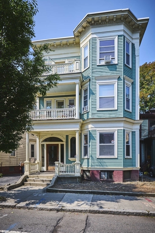 Primary Photo - 27 Ellery St
