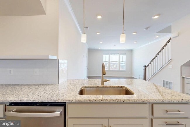 Building Photo - 2375 Stephanie Tessa Ln