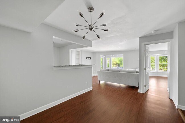 Building Photo - 12209 Fairfield House Dr