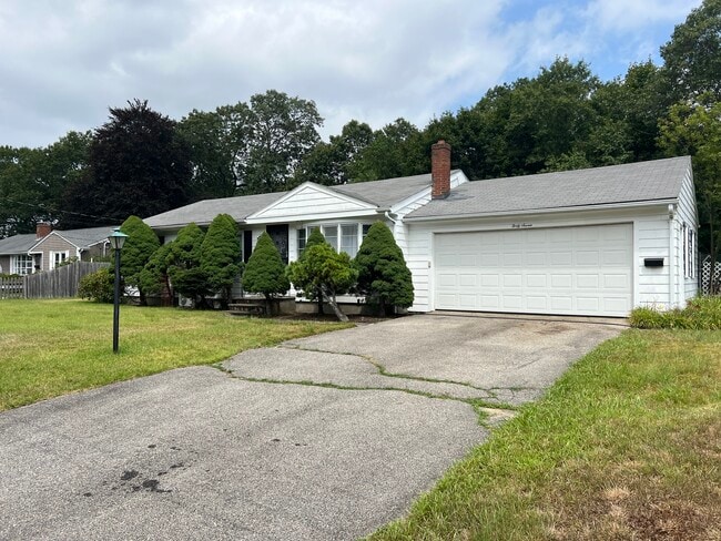 Building Photo - 47 Ashwood Cir