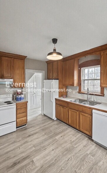 Building Photo - 2709 Lafayette Ave