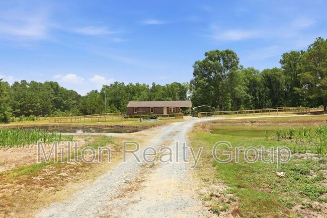 Building Photo - 763 Tingen Rd