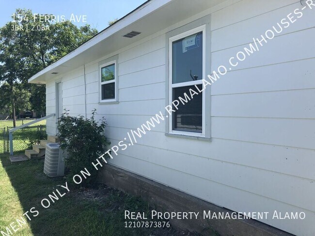 Building Photo - 154 Ferris Ave