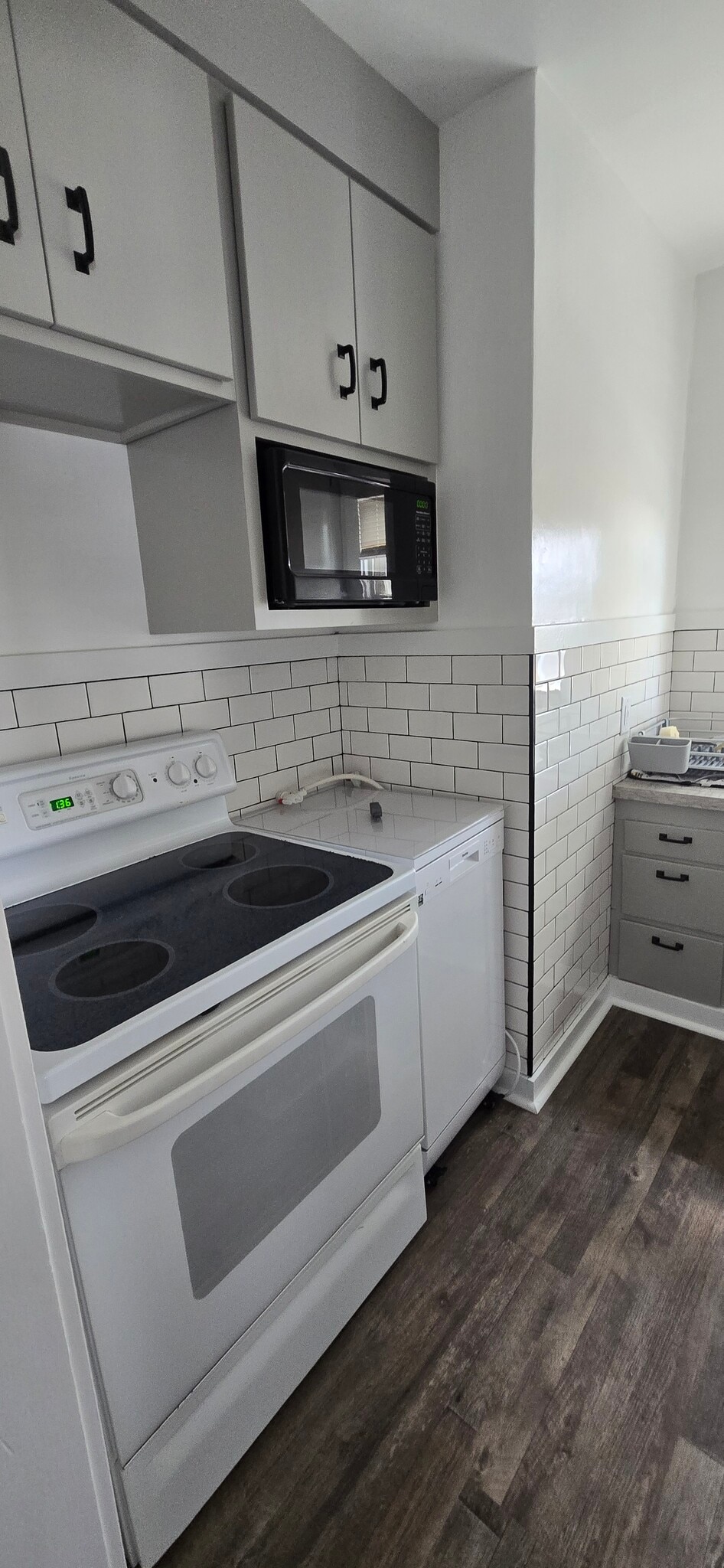 Building Photo - 4217 S 49th St