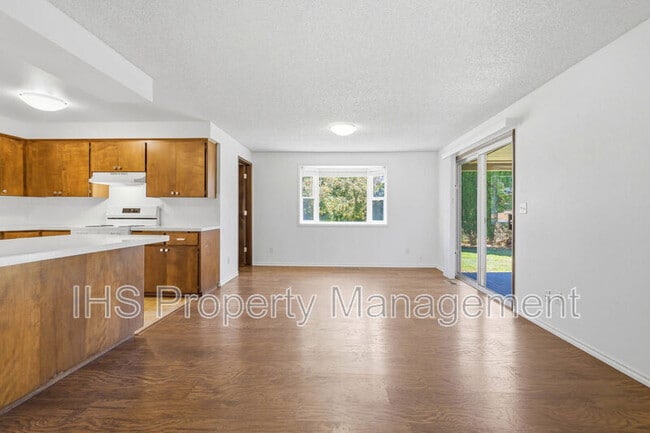 Building Photo - 1506 Cimarron Ave