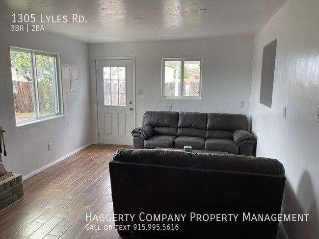 Building Photo - 1305 Lyles Rd