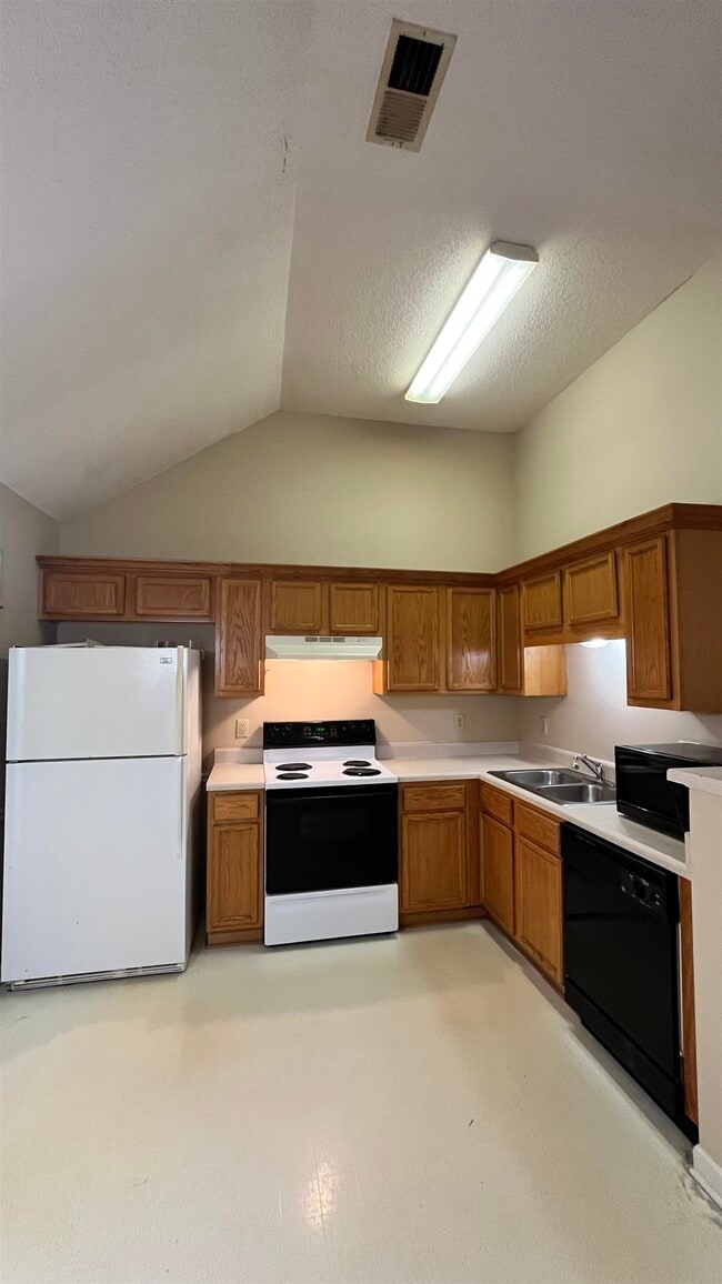 Building Photo - 7276 Amberly Way Dr