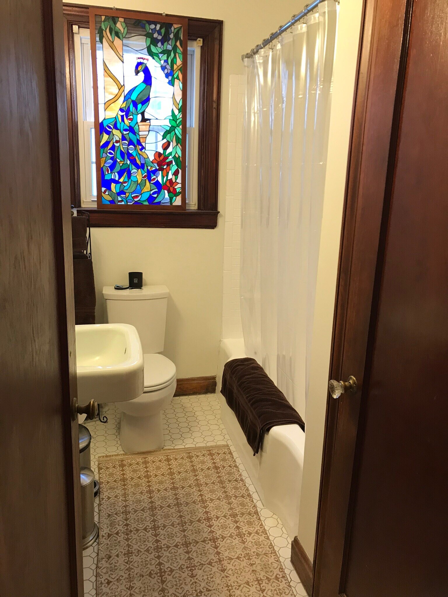 Building Photo - 905 Rosehill Ave