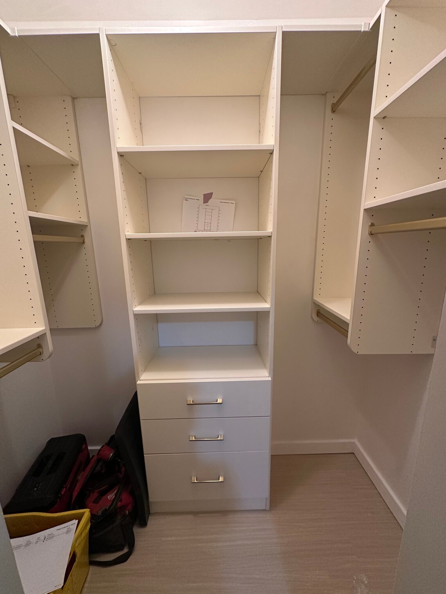 Walk in master closet - 174 Hemingway Ct