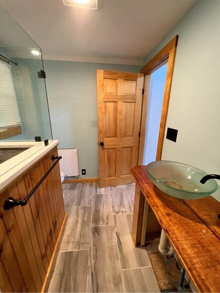 Building Photo - 224 Townsend Harbor Rd