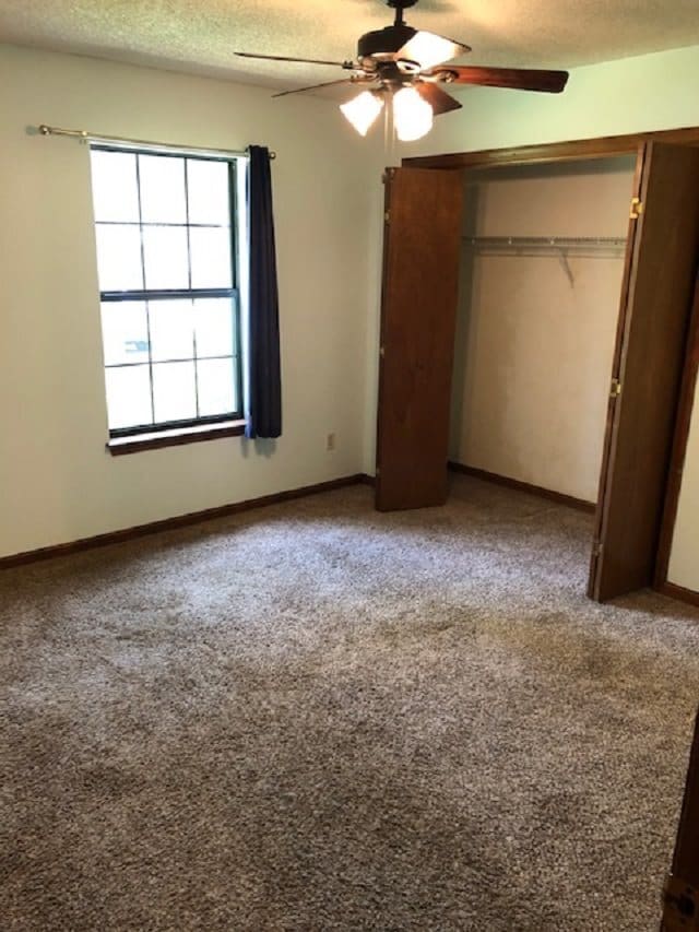 Building Photo - 1240 Blockford Ct W