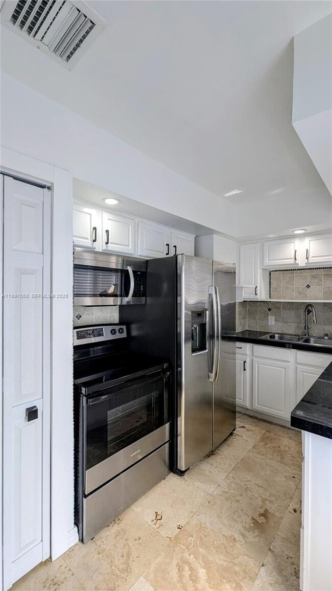 Building Photo - 340 NW 132nd St