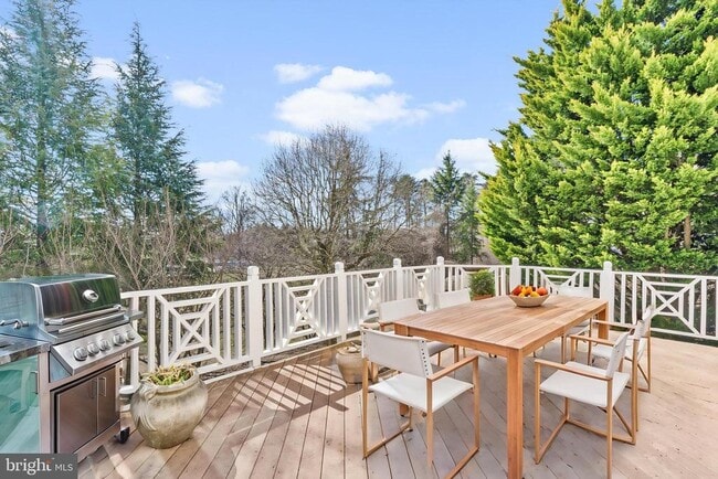 Building Photo - 8428 Bells Ridge Terrace