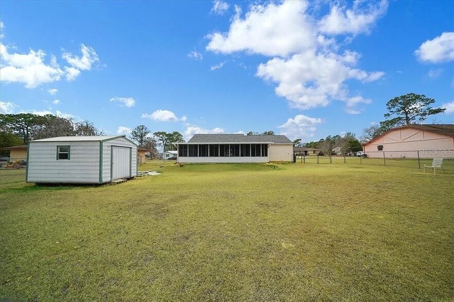 Building Photo - 544 Silver Course Cir