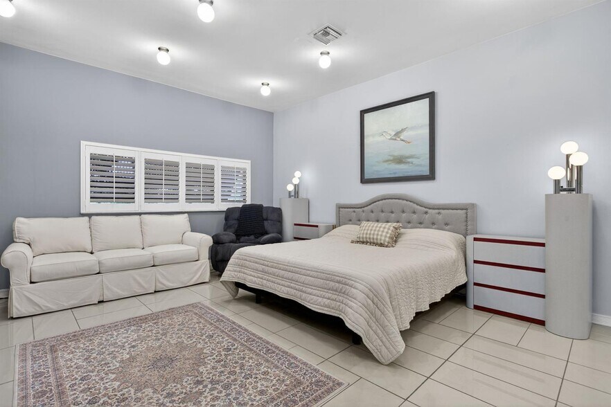 Building Photo - 3170 Estates Dr