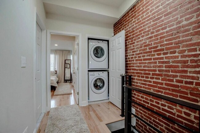 Building Photo - Charming 4-Bedroom Home Near H Street!