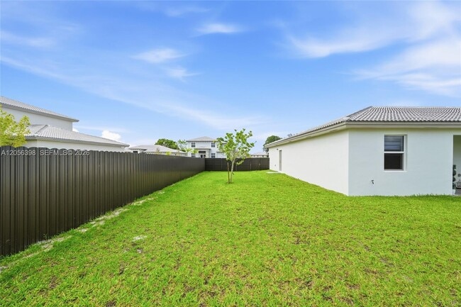 Building Photo - 13249 SW 189th Ter