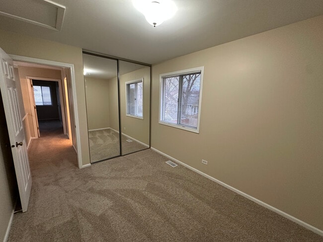 Building Photo - 1301 Haverhill Cir