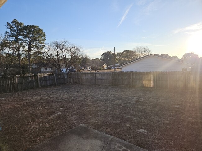 Building Photo - 5845 Hunting Ridge Rd