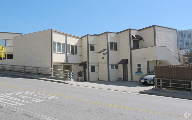 Building Photo - 134 Chautauqua Blvd