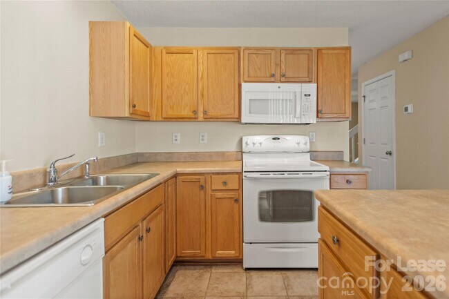 Building Photo - 148 Mangum Cir